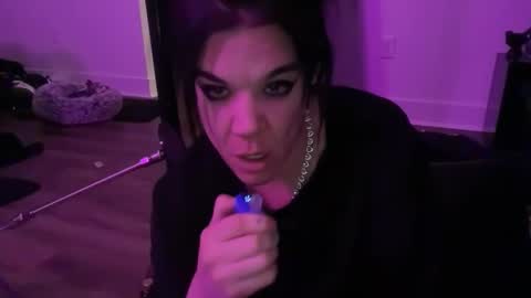 Raven Ray online show from February 19, 9:53 am