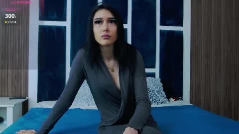 raynatess online show from April 2, 2:03 pm