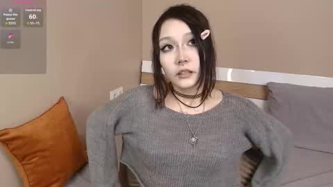 rayreina online show from May 13, 4:57 pm