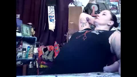 reallyredrum69th online show from April 4, 7:40 am