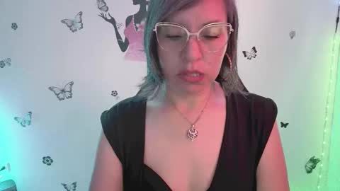 Rebbeca online show from March 24, 12:32 pm