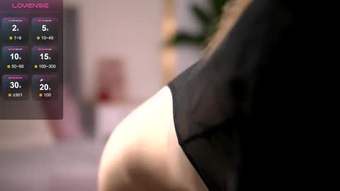 Rebecca online show from March 25, 9:23 am