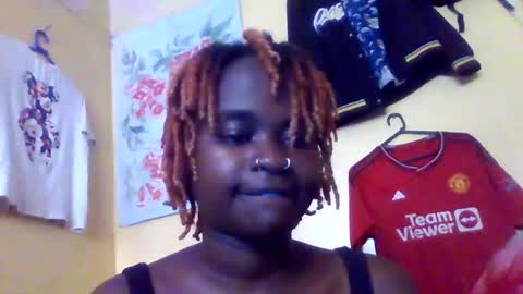 redrubyyyy online show from January 6, 11:47 am