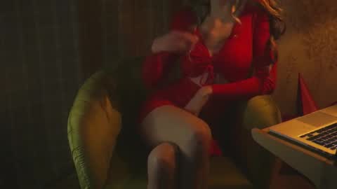 Red online show from March 8, 6:23 pm