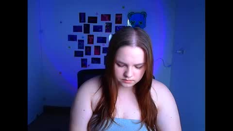 Reina online show from April 3, 11:41 am