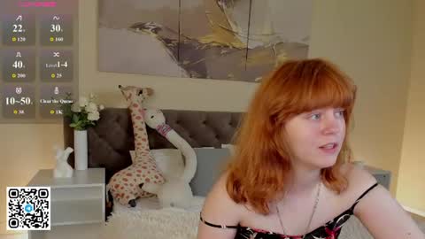 reneefoxy_ online show from June 26, 1:40 am