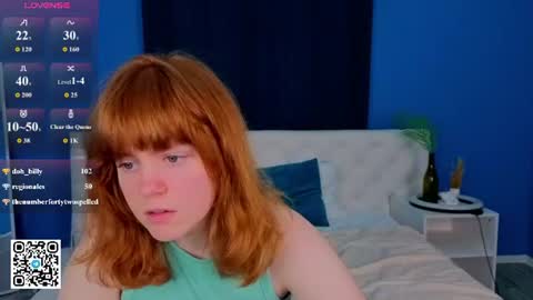 reneefoxy_ online show from June 13, 3:04 am