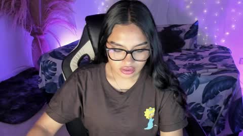 RianaK online show from April 4, 5:50 am