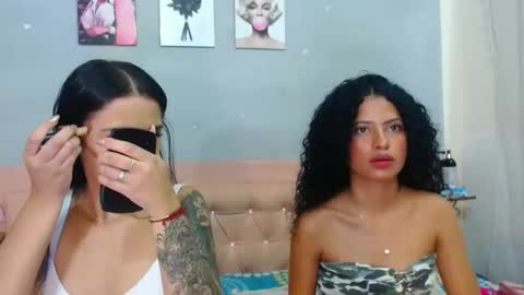 rihanna_fentyy online show from March 8, 9:08 pm