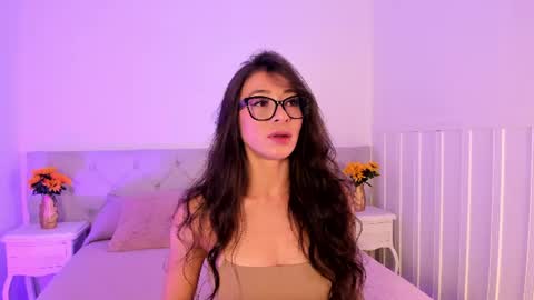 Riley online show from June 16, 8:10 pm