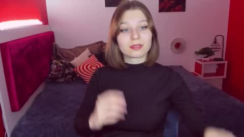 rinacake online show from March 28, 12:15 pm