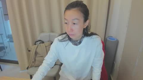 rongrong0329 online show from April 12, 11:06 pm