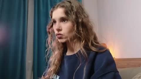 Kylie online show from July 11, 7:36 pm