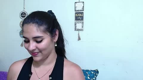 rose_towers4 online show from April 12, 10:45 pm