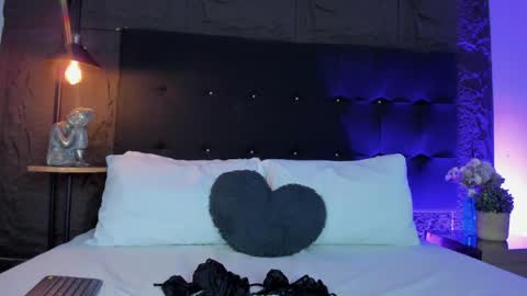 Rose  online show from April 17, 4:03 am