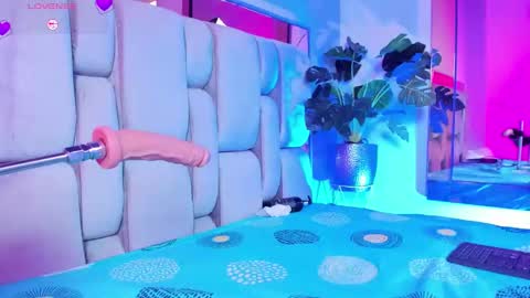 Rose online show from March 22, 9:37 am