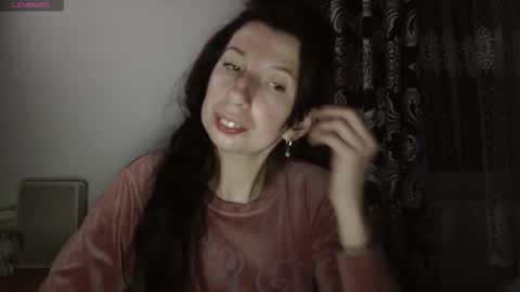 RosieHayes online show from November 28, 3:37 pm