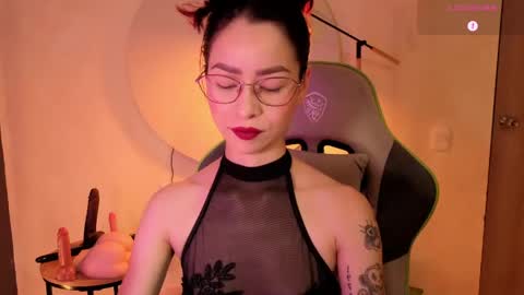 Miss Rosse online show from April 21, 1:51 pm