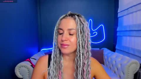 Roxy online show from April 21, 1:42 am