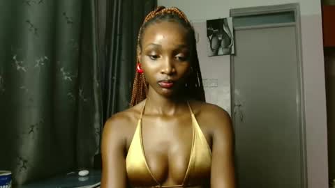 Softluxe online show from May 13, 6:30 am