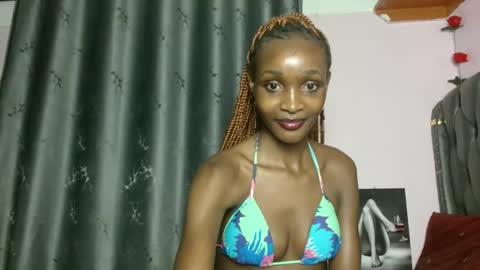 Softluxe online show from May 7, 1:59 pm