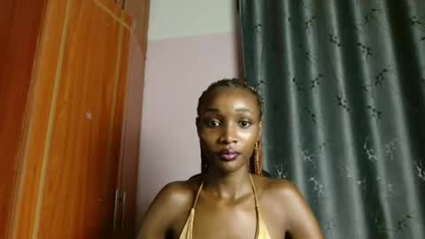 Softluxe online show from May 5, 6:49 am