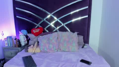 rubyxht online show from March 25, 1:14 pm