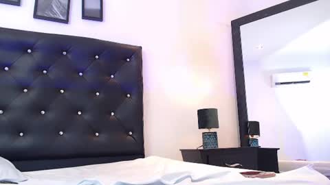 Hanna  online show from July 9, 8:11 pm