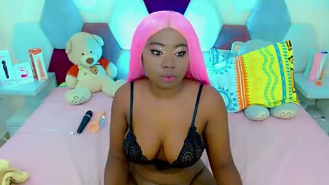 sabriana_smith1 online show from April 11, 7:45 am
