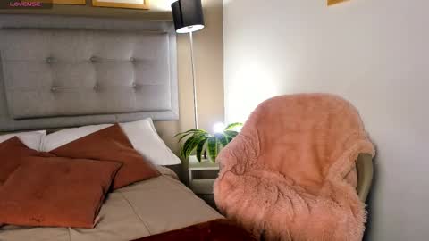 Salo     online show from March 19, 3:38 pm