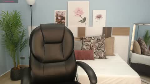 salome_veles online show from June 24, 7:57 pm