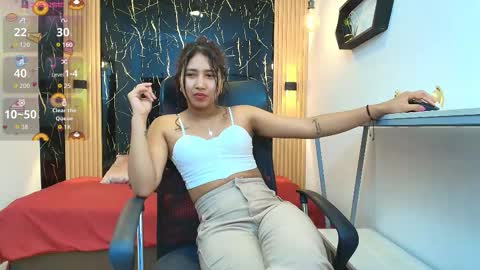    online show from March 12, 11:57 am