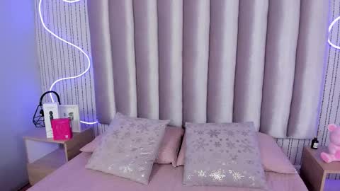 Alejandra  online show from January 14, 12:32 pm