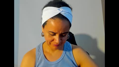 sam online show from November 9, 1:00 am