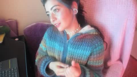   online show from March 8, 11:47 am