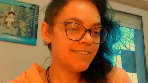 Sandra online show from March 11, 4:53 pm