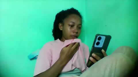 sandra1253099 online show from May 10, 8:16 am
