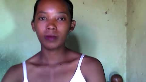 sandrine718 online show from February 19, 6:24 am