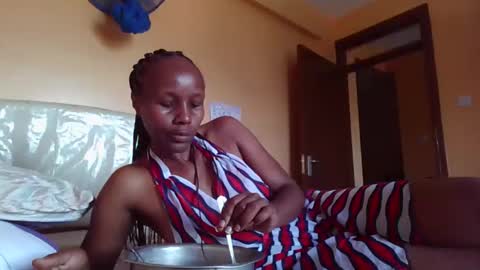 santalicious online show from April 18, 6:27 am