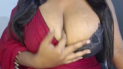 sanvi13 online show from April 20, 12:46 am
