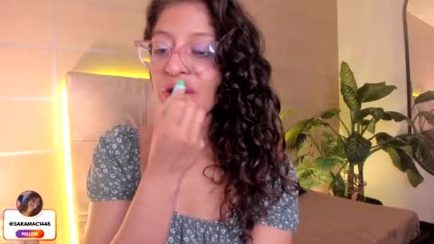 Sara  online show from April 16, 12:49 pm