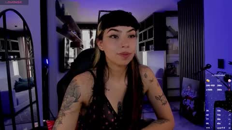 Sara online show from March 17, 6:23 pm