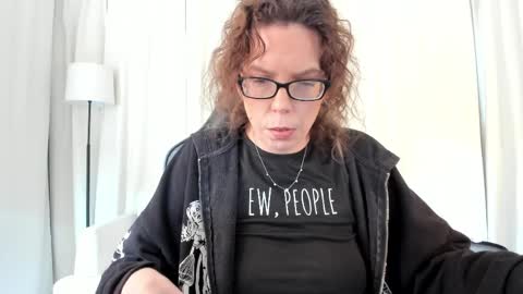 Sara Desire online show from April 1, 2:14 pm