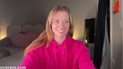 saraloverays online show from March 6, 5:02 am