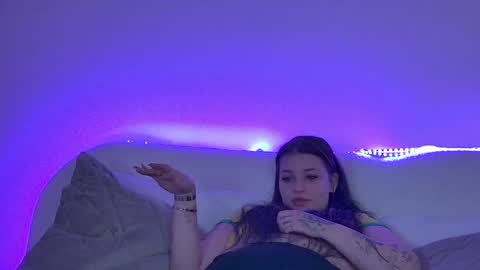 Monica online show from February 9, 6:33 am