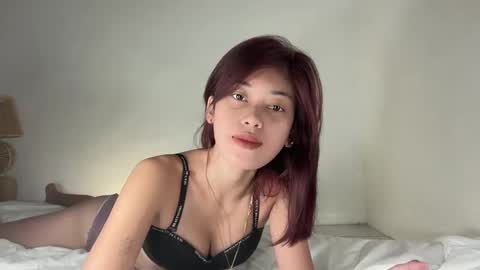 sashi_kaye online show from April 10, 2:28 am