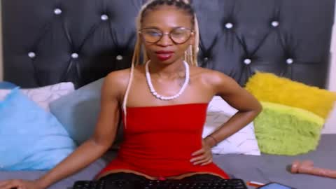 sasyylissaa online show from March 16, 12:13 am