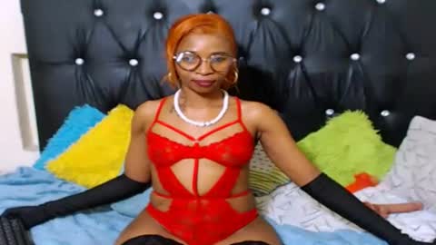 sasyylissaa online show from April 16, 9:39 pm