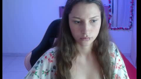 scarlet118082 online show from April 28, 2:21 pm