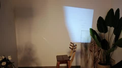 scarlet__15 online show from April 1, 1:23 pm